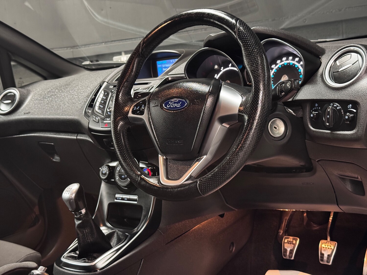 Used Ford Fiesta 2016 for sale - 78035802: Photo 22