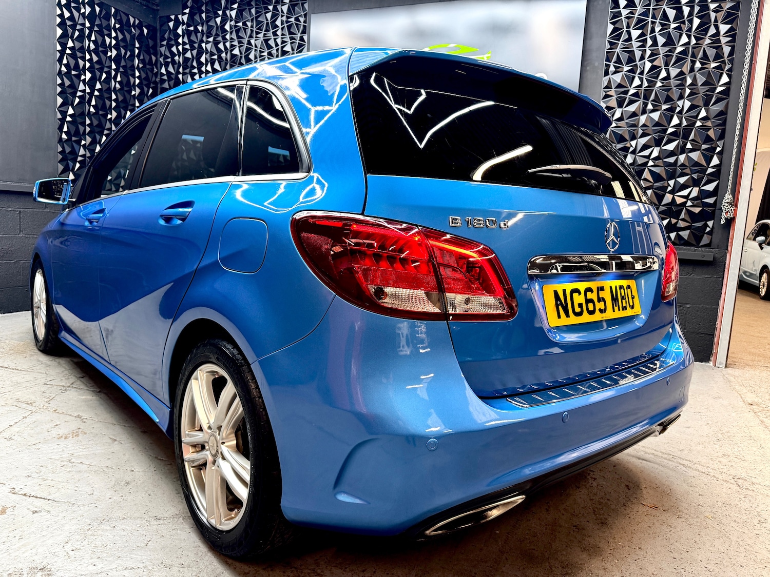 Used Mercedes-Benz B Class 2015 for sale - 78207044: Photo 18