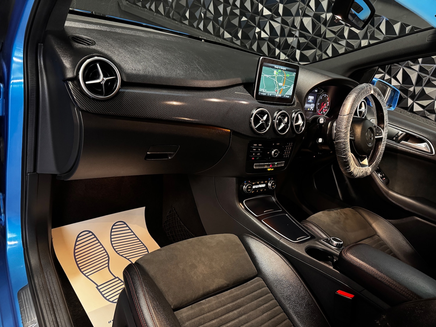 Used Mercedes-Benz B Class 2015 for sale - 78207044: Photo 23