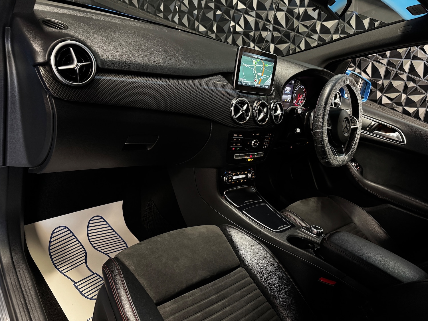 Used Mercedes-Benz B Class 2015 for sale - 78207044: Photo 24