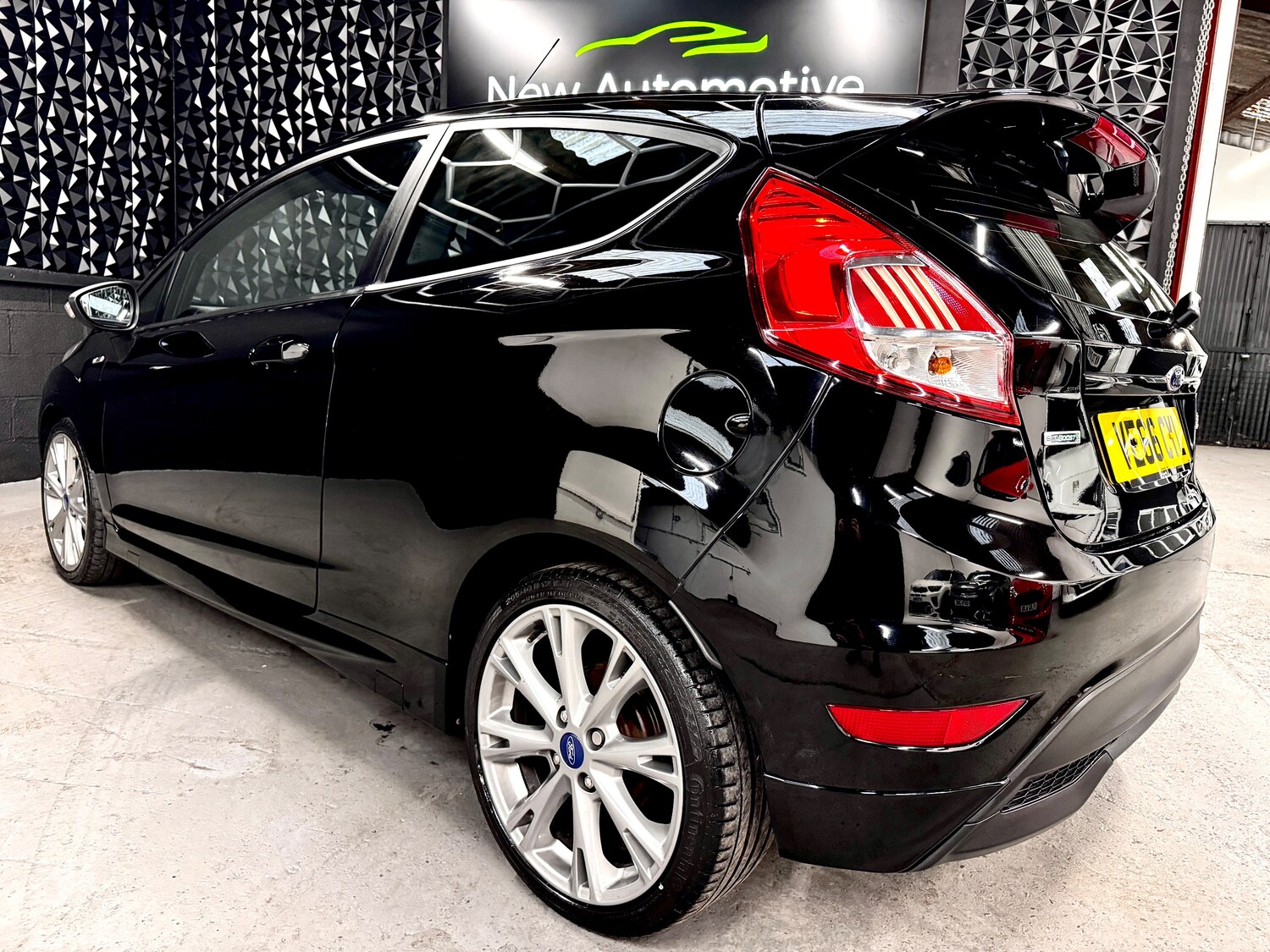 Used Ford Fiesta 2016 for sale - 78035809: Photo 31