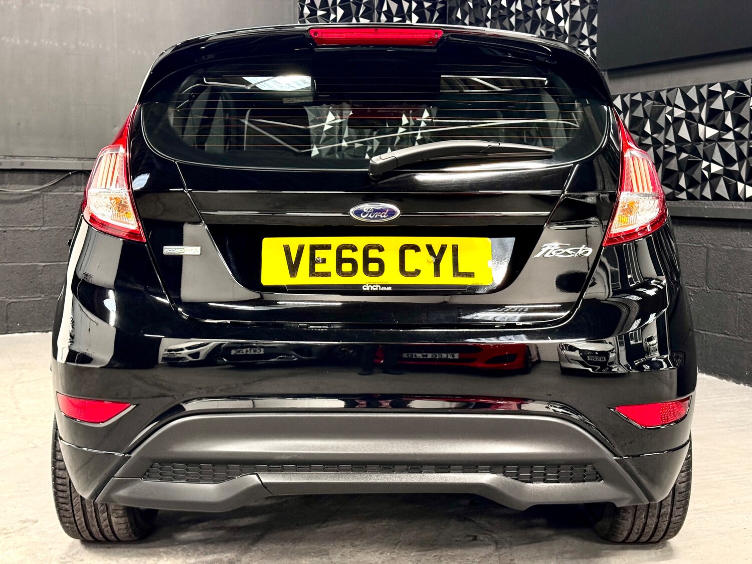 Used Ford Fiesta 2016 for sale - 78035809: Photo 32