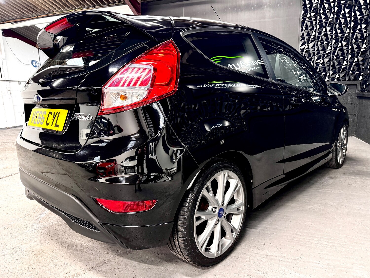 Used Ford Fiesta 2016 for sale - 78035809: Photo 36