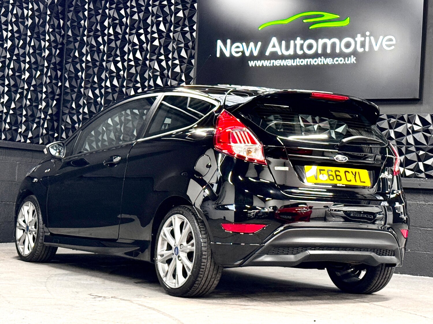 Used Ford Fiesta 2016 for sale - 78035809: Photo 38