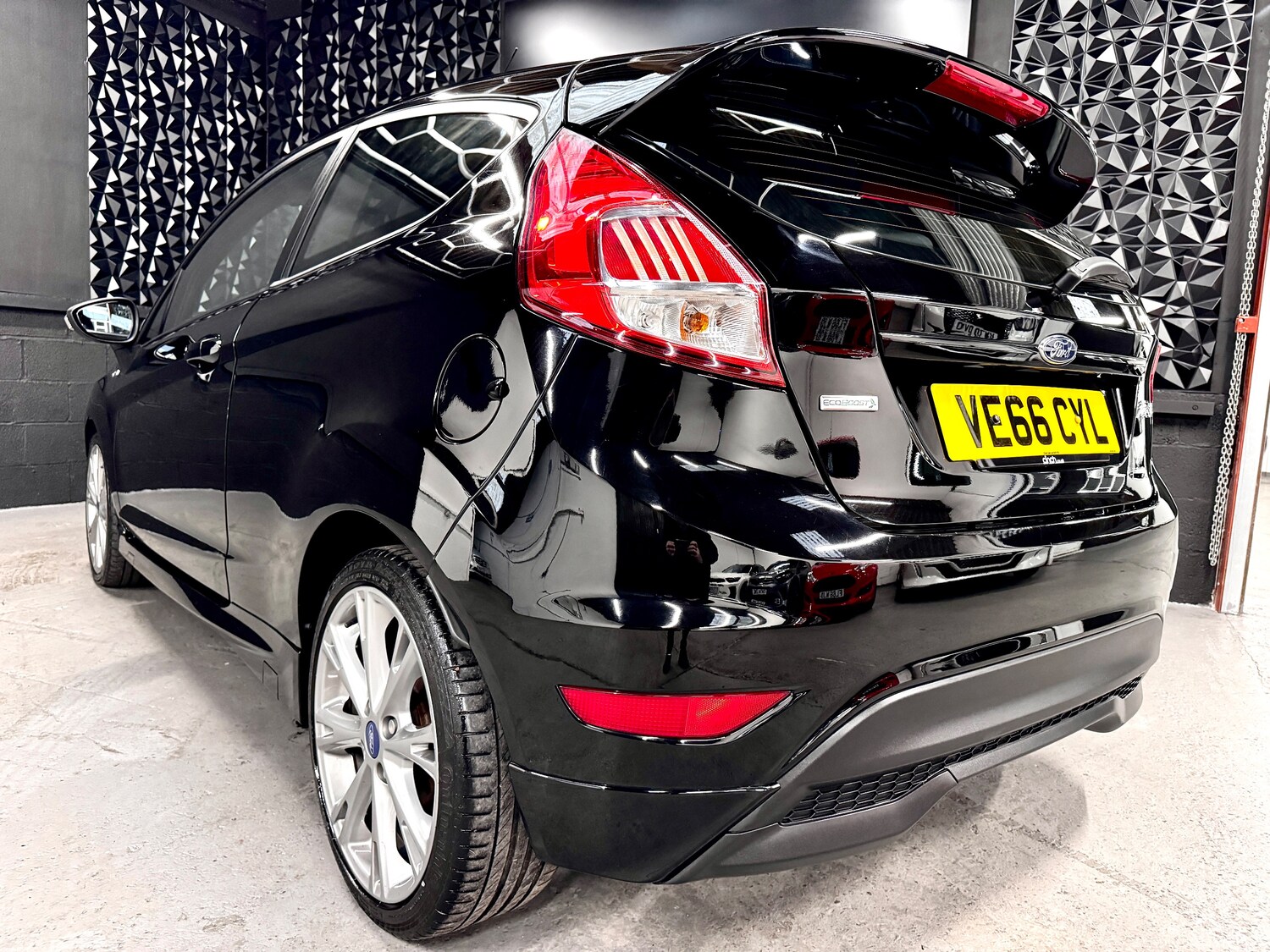 Used Ford Fiesta 2016 for sale - 78035809: Photo 39