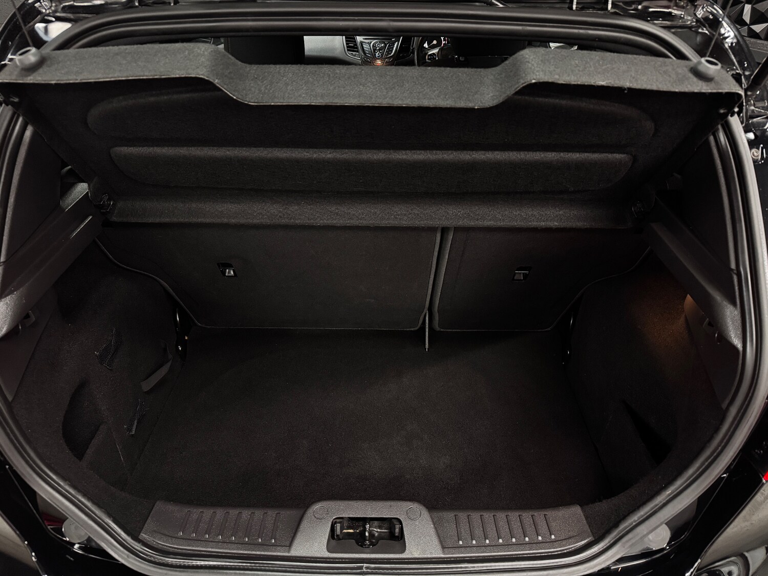 Used Ford Fiesta 2016 for sale - 78035809: Photo 50