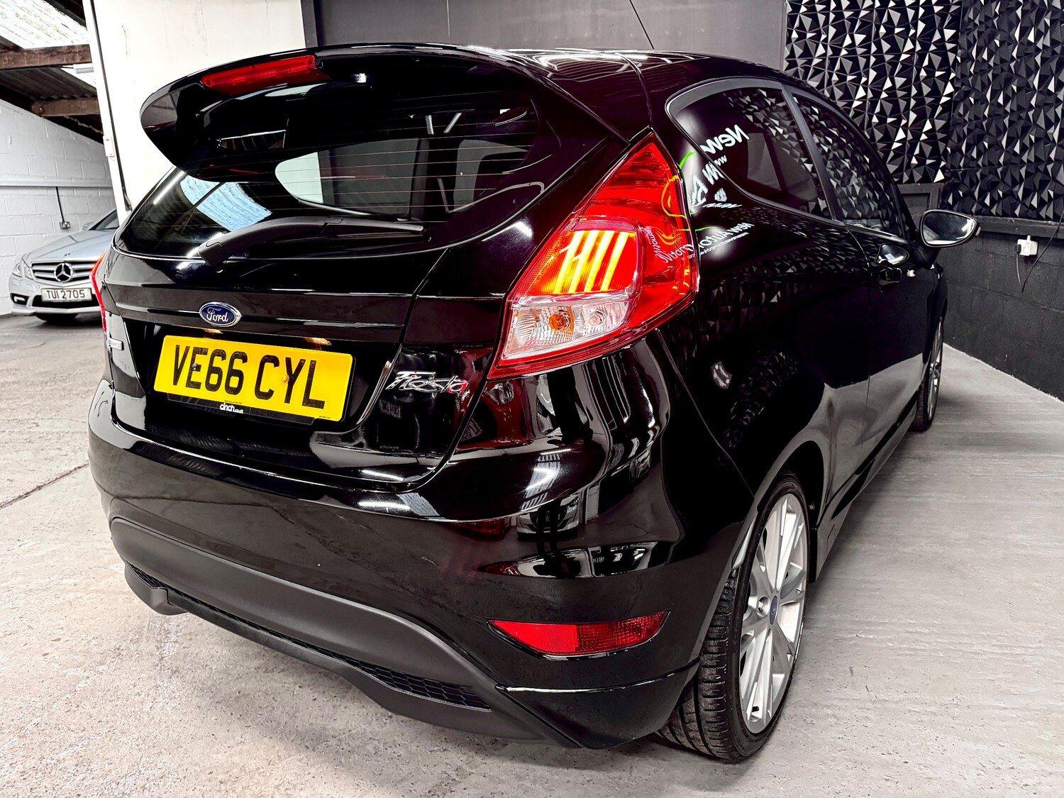 Used Ford Fiesta 2016 for sale - 78035809: Photo 60