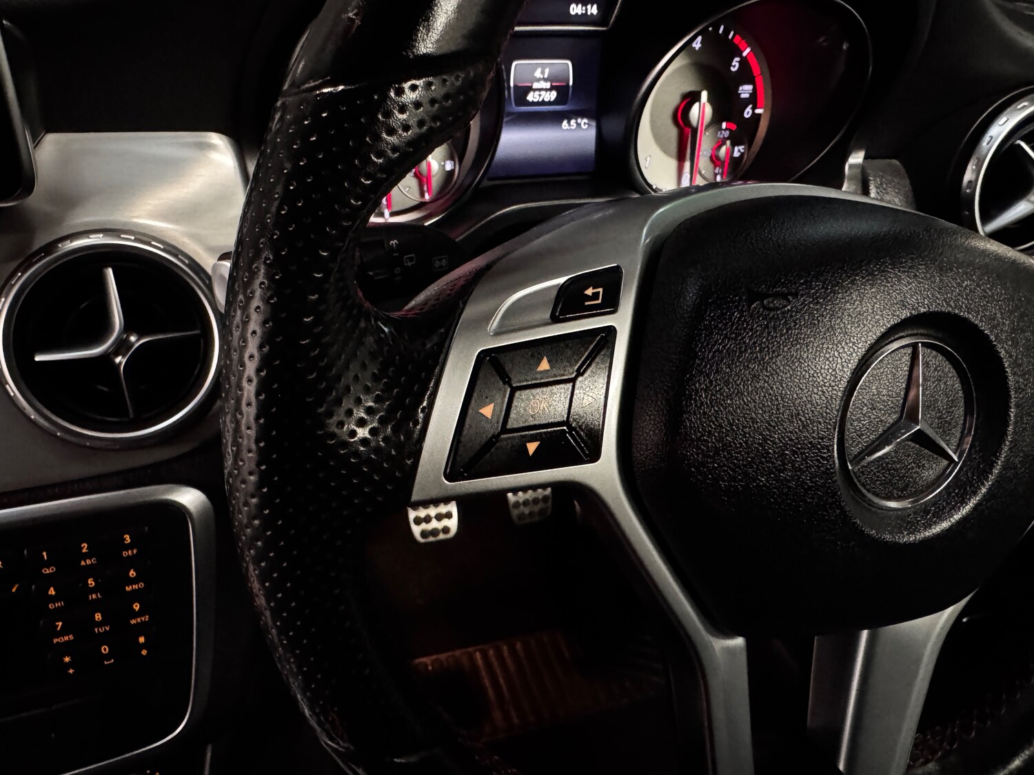 Used Mercedes-Benz GLA 2015 for sale - 78035818: Photo 75