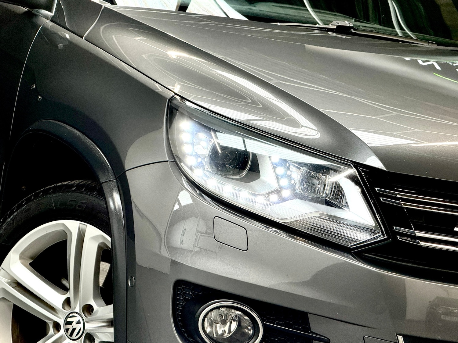 Used Volkswagen Tiguan 2014 for sale - 78035832: Photo 11