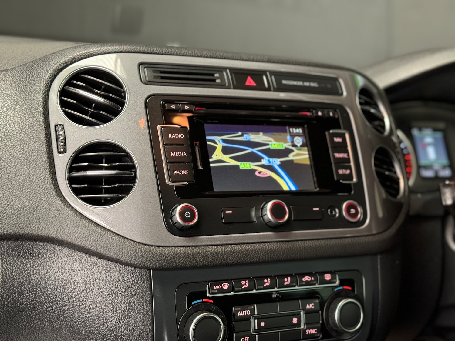 Used Volkswagen Tiguan 2014 for sale - 78035832: Photo 31