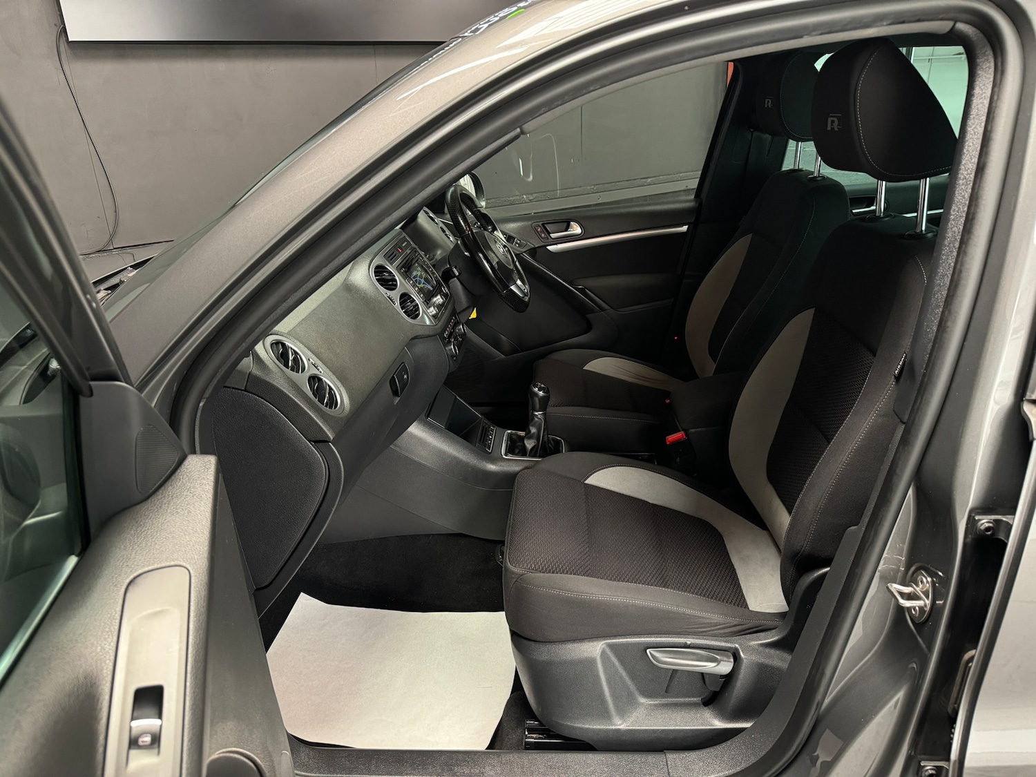 Used Volkswagen Tiguan 2014 for sale - 78035832: Photo 34