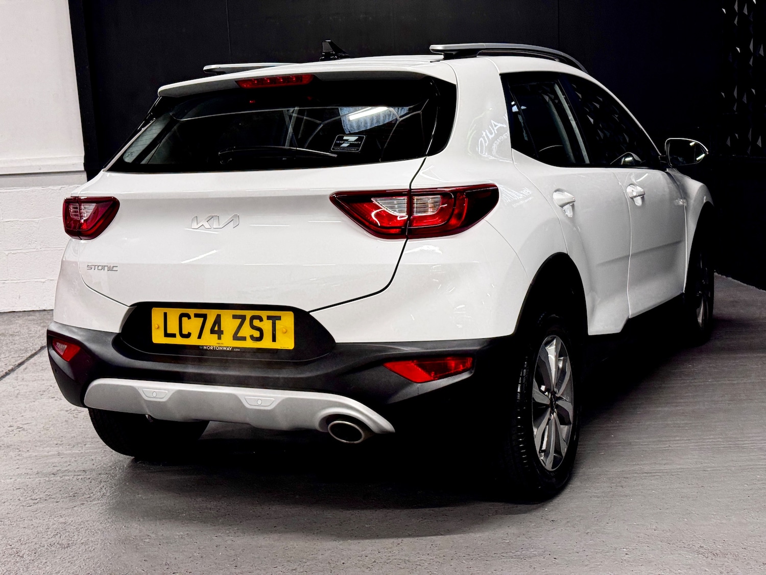 Used Kia Stonic 2024 for sale - 78035808: Photo 19