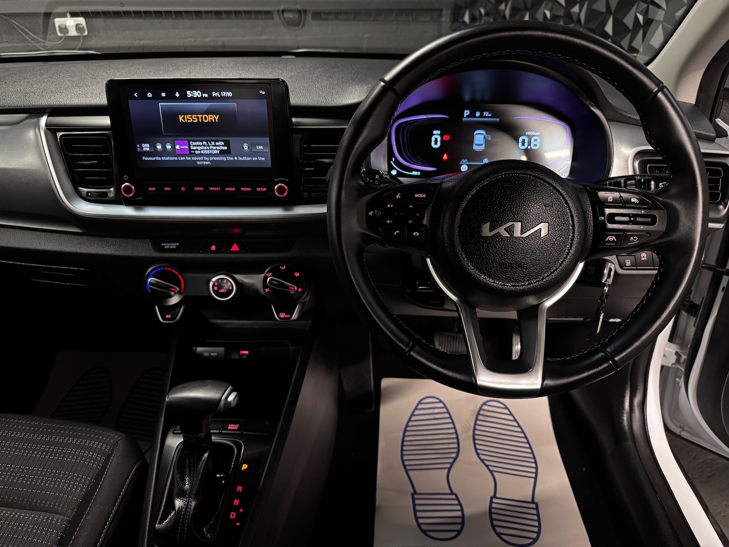 Used Kia Stonic 2024 for sale - 78035808: Photo 28