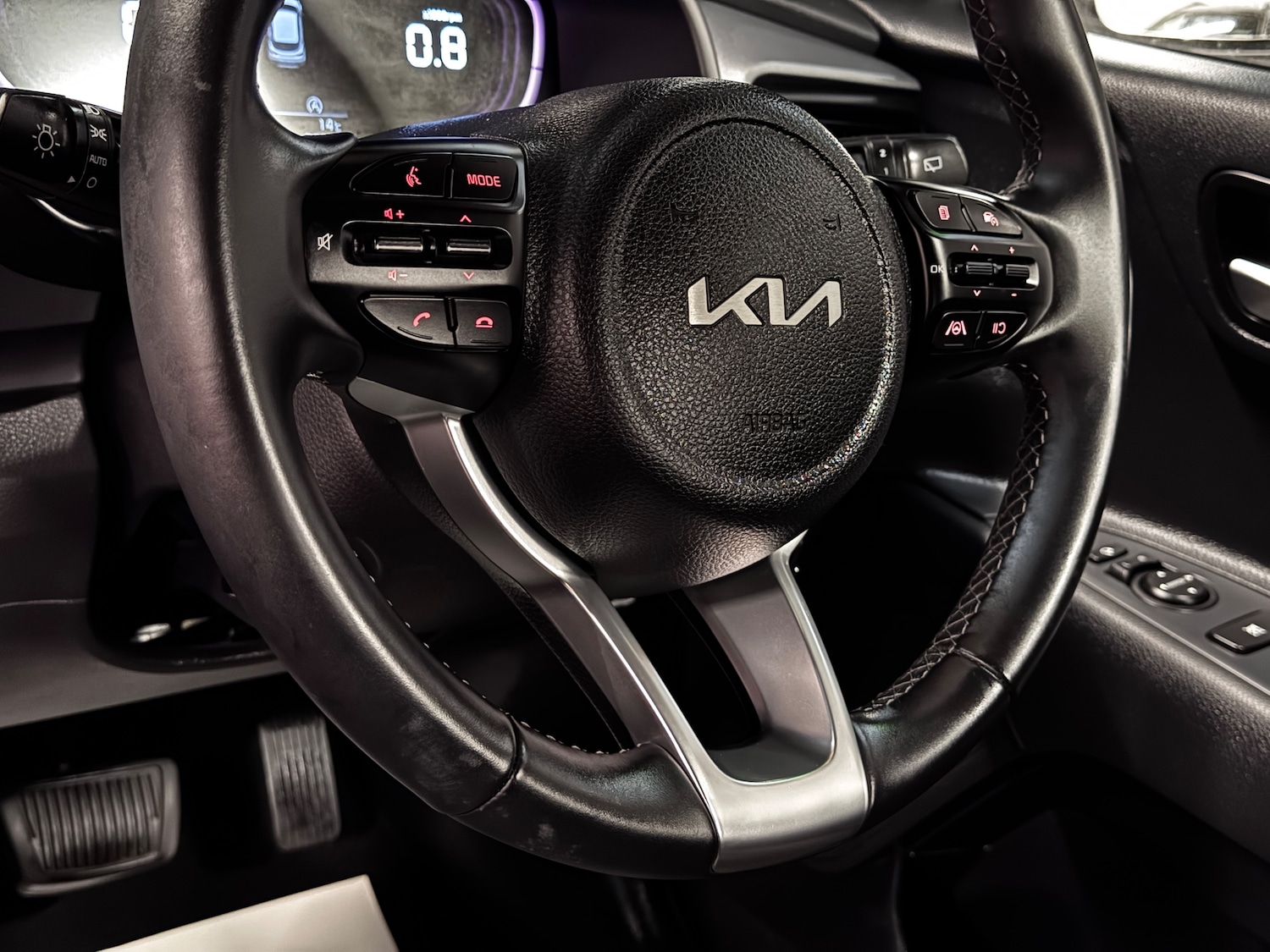 Used Kia Stonic 2024 for sale - 78035808: Photo 5