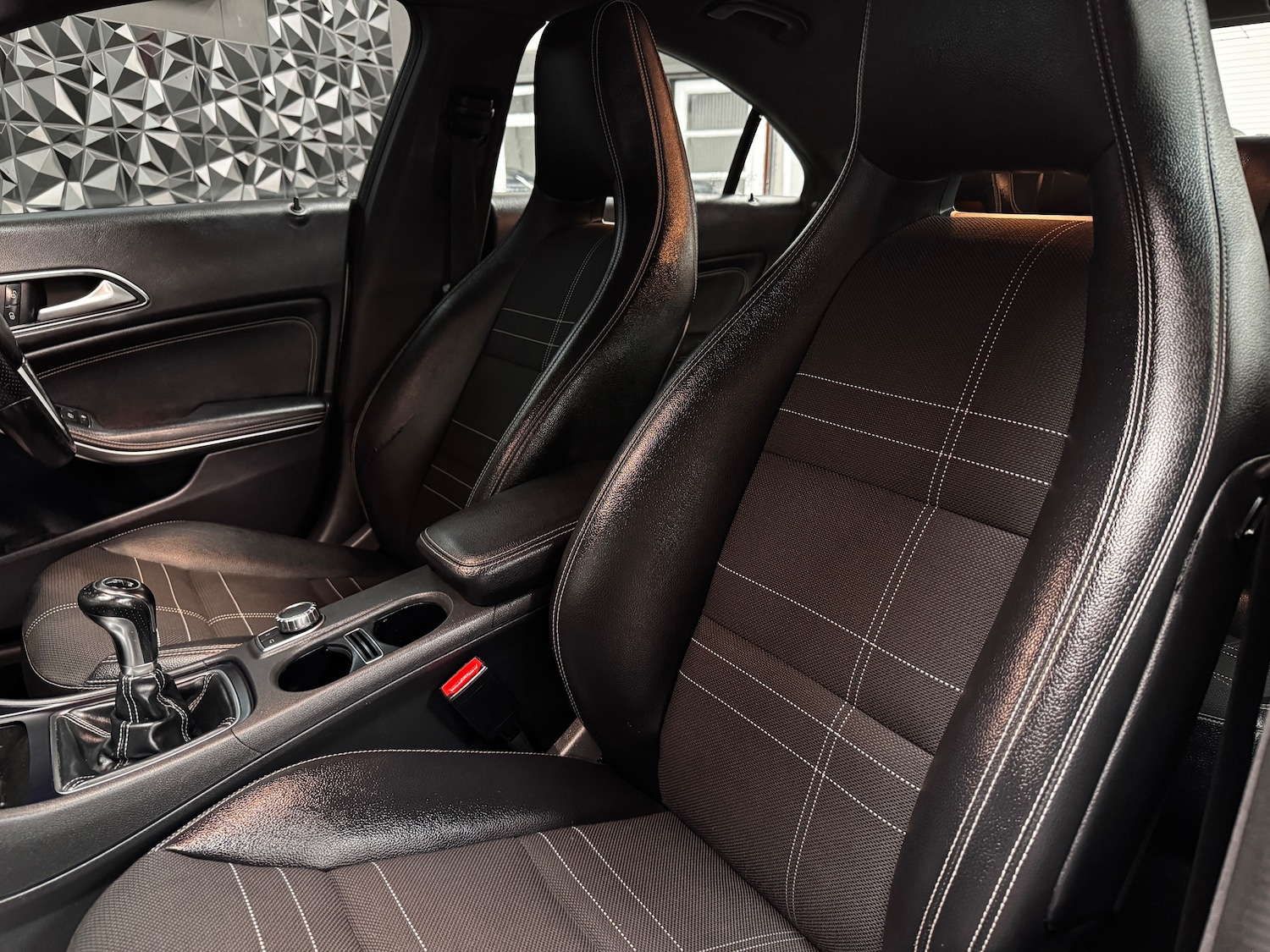 Used Mercedes-Benz CLA 2013 for sale - 78035840: Photo 4