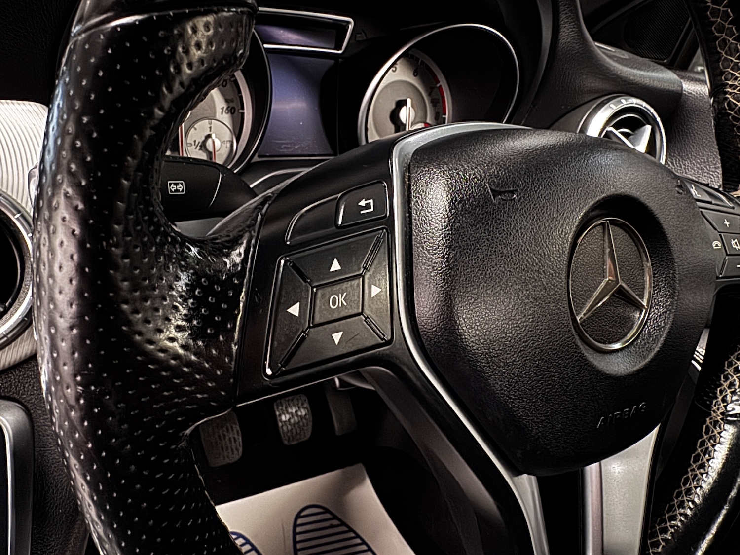 Used Mercedes-Benz CLA 2013 for sale - 78035840: Photo 68