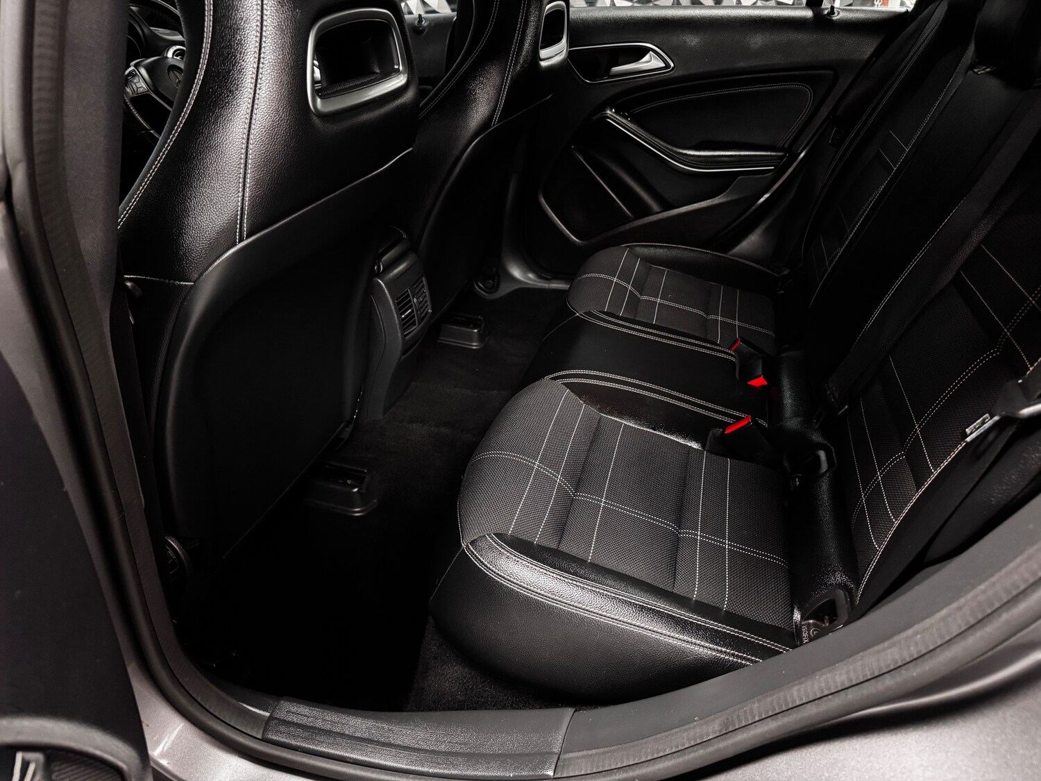 Used Mercedes-Benz CLA 2013 for sale - 78035840: Photo 75