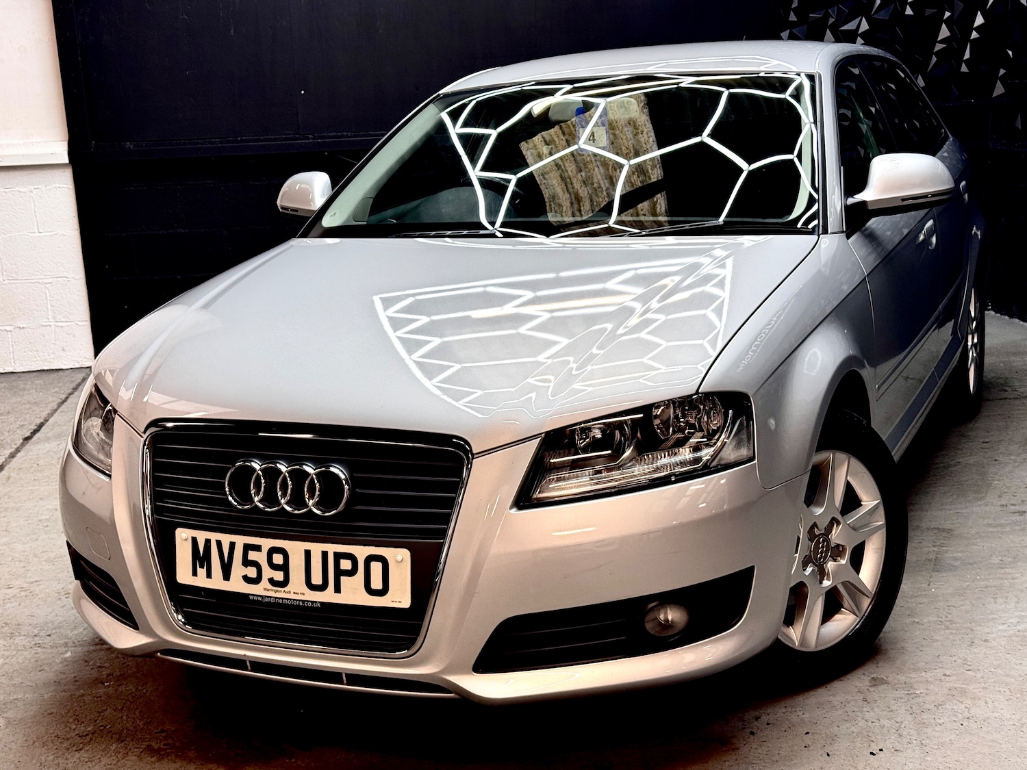 Used Audi A3 2010 for sale - 78035783: Photo 2