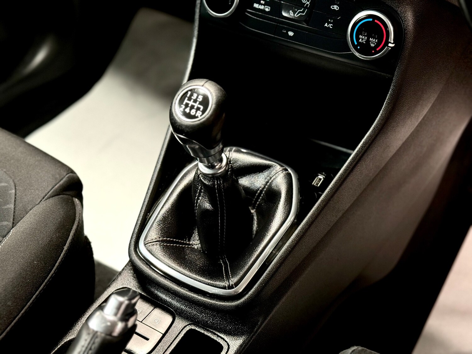 Used Ford Fiesta 2017 for sale - 78035794: Photo 68