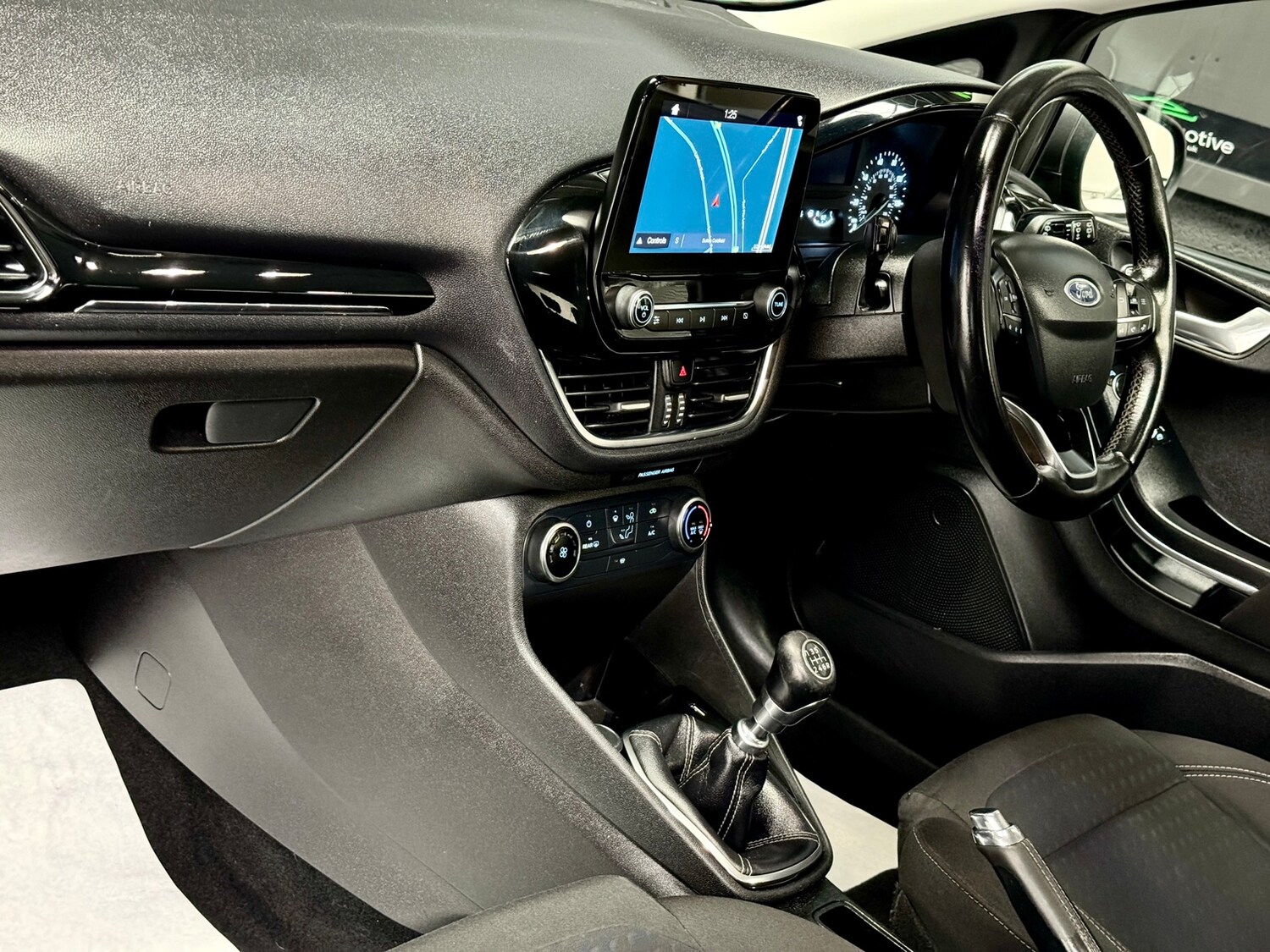 Used Ford Fiesta 2017 for sale - 78035794: Photo 75