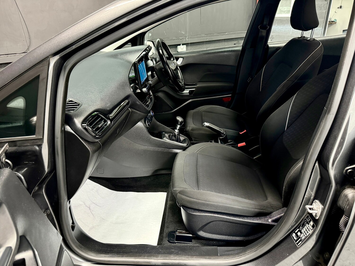 Used Ford Fiesta 2017 for sale - 78035794: Photo 77