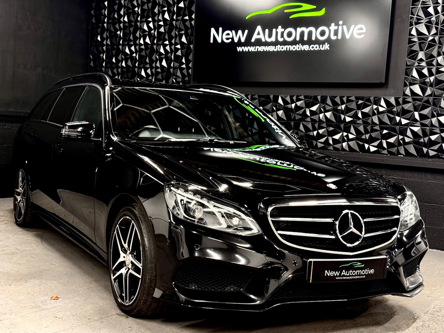 Used Mercedes-Benz E Class 2015 for sale - 78035839: Photo 25