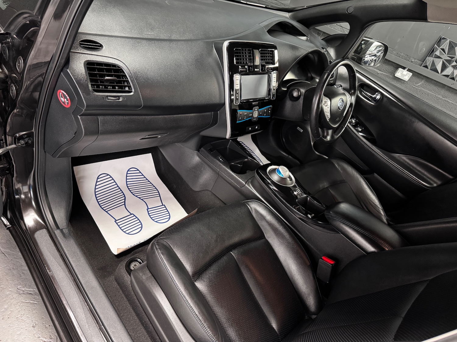 Used Nissan Leaf 2015 for sale - 78035825: Photo 4