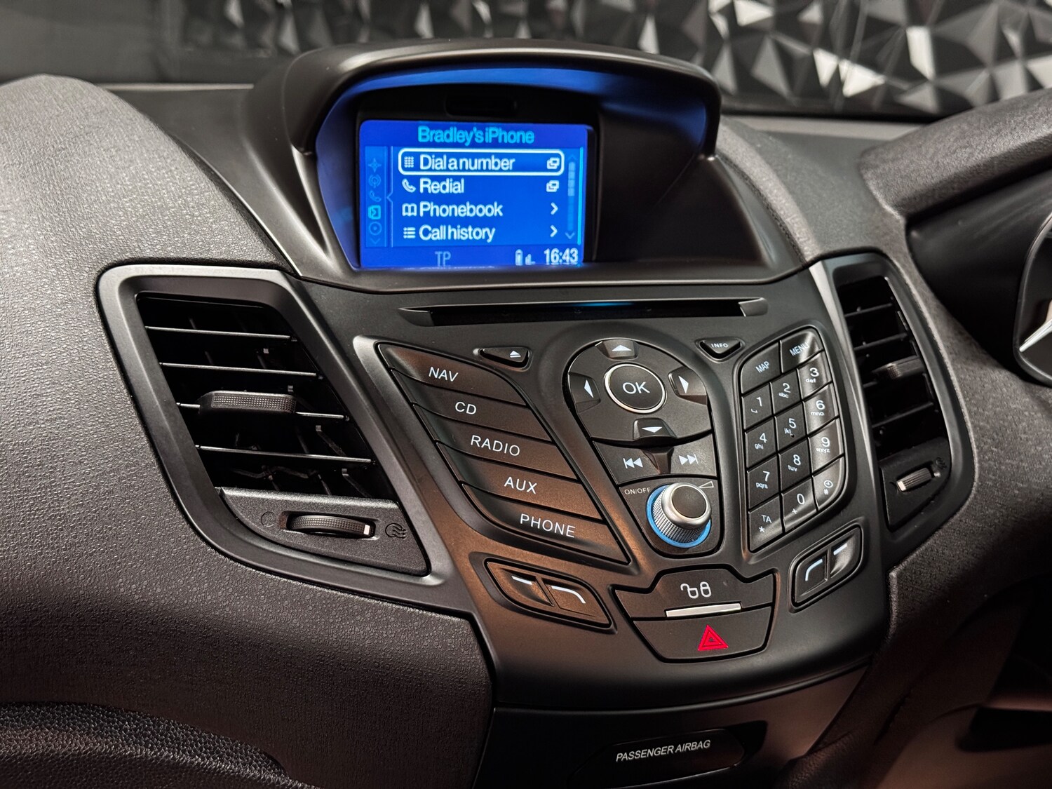 Used Ford Fiesta 2016 for sale - 78035810: Photo 25