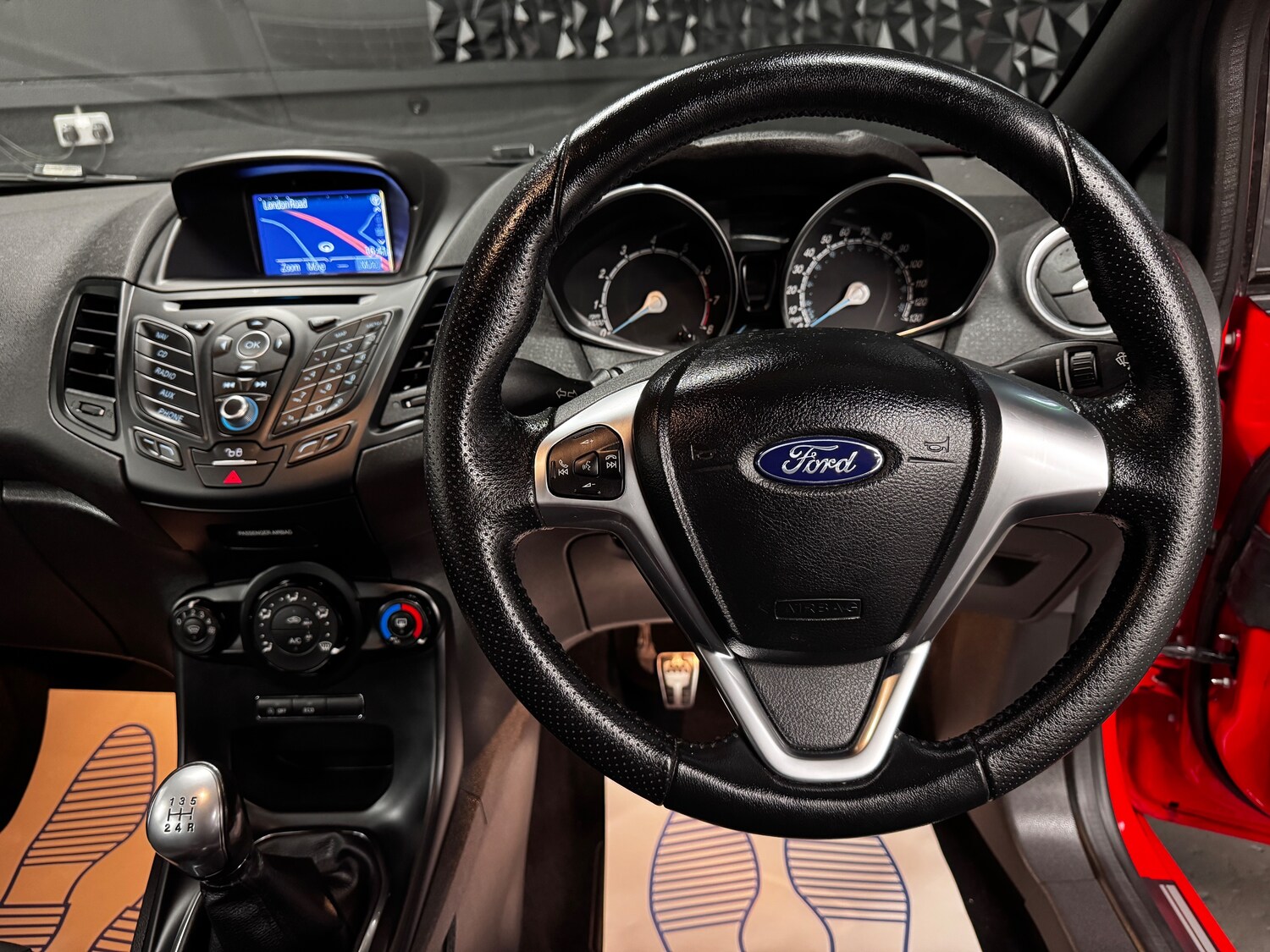 Used Ford Fiesta 2016 for sale - 78035810: Photo 35