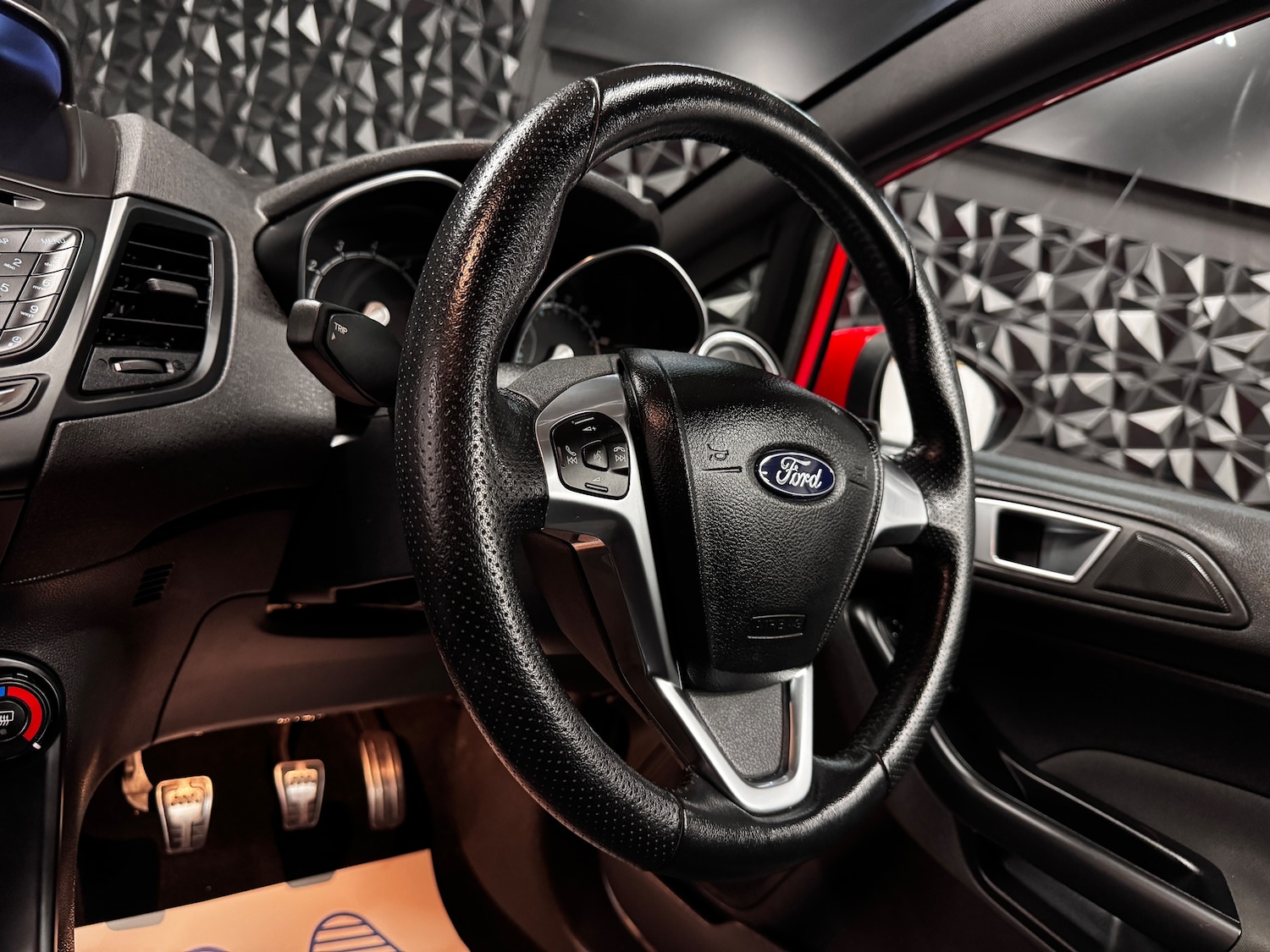 Used Ford Fiesta 2016 for sale - 78035810: Photo 4