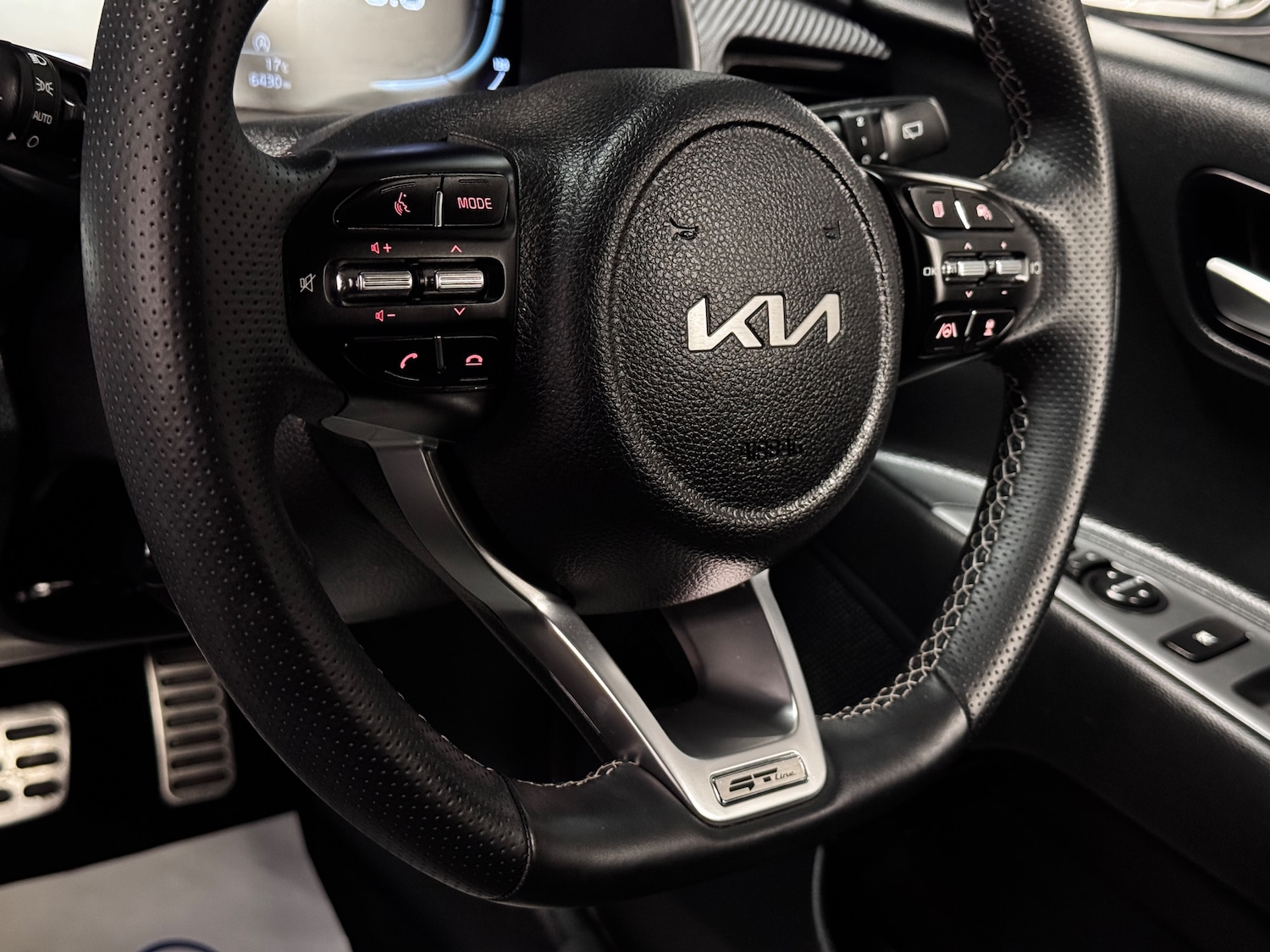 Used Kia Stonic 2024 for sale - 78035817: Photo 11