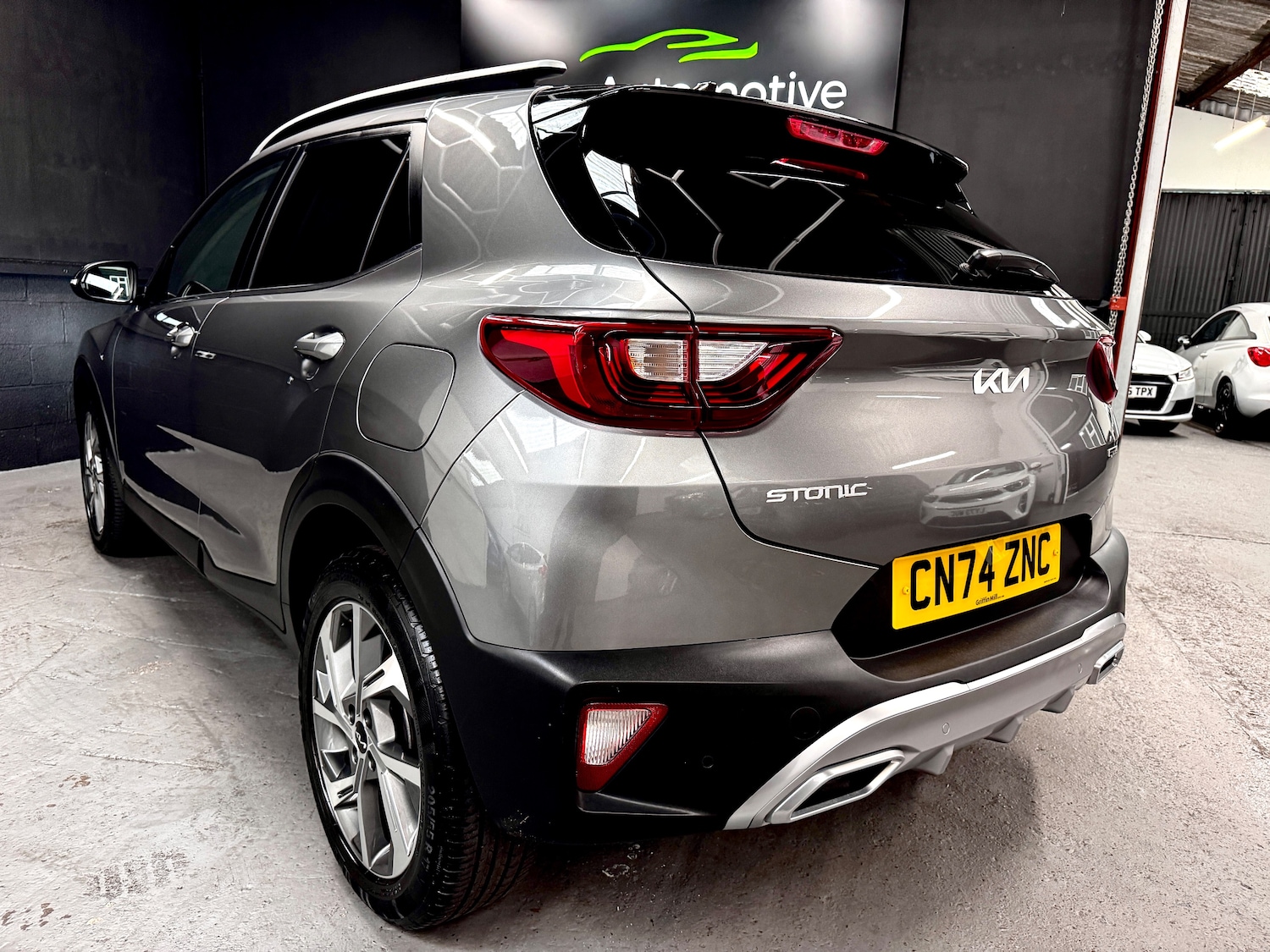 Used Kia Stonic 2024 for sale - 78035817: Photo 35