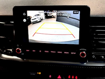 Used Kia Stonic 2024 for sale - 78035817: Photo