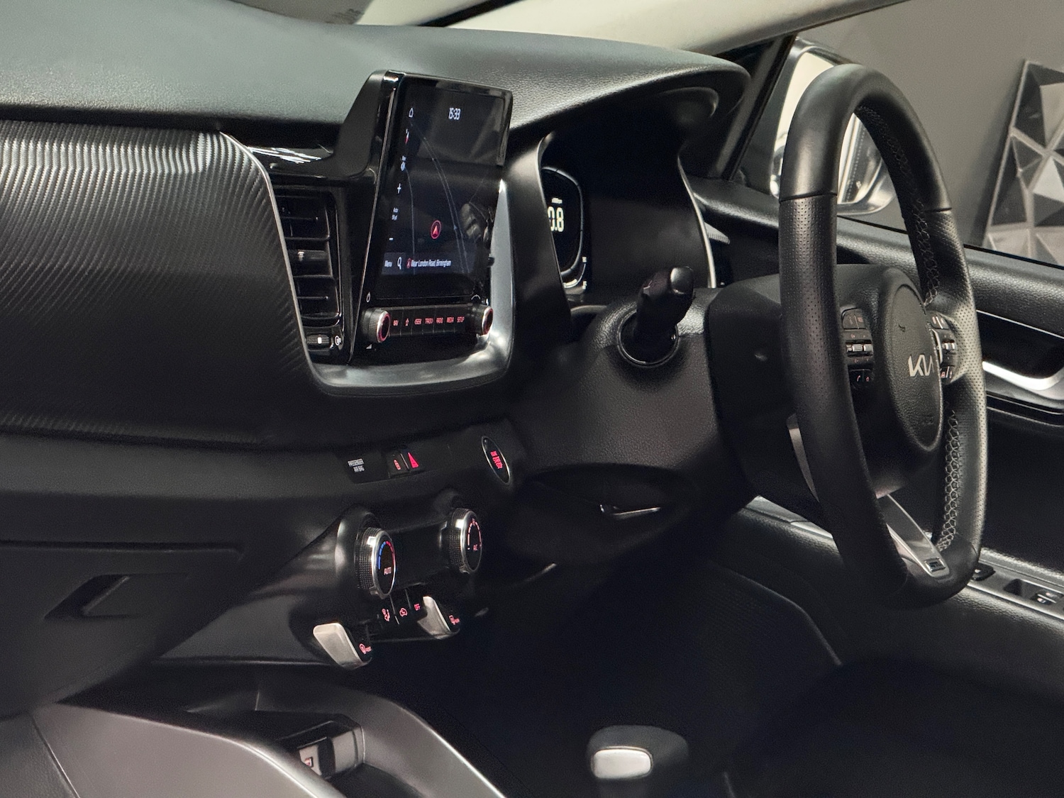 Used Kia Stonic 2024 for sale - 78035817: Photo 44