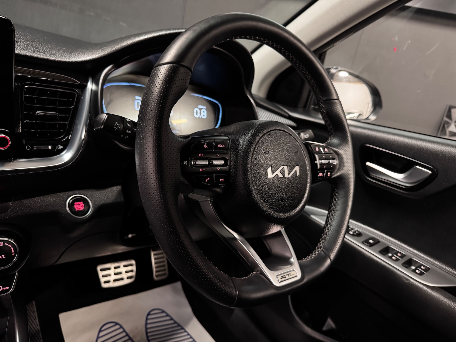 Used Kia Stonic 2024 for sale - 78035817: Photo 45