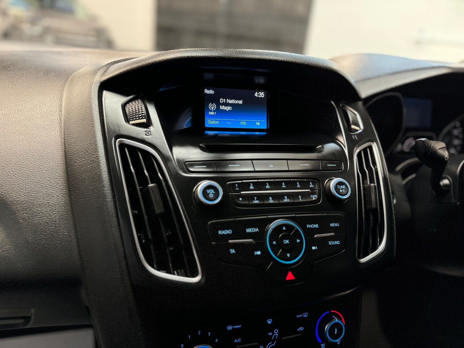 Used Ford Focus 2015 for sale - 78035793: Photo 45