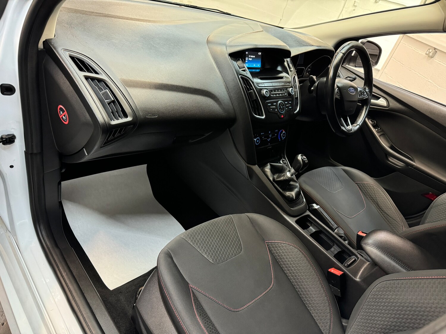 Used Ford Focus 2015 for sale - 78035793: Photo 46