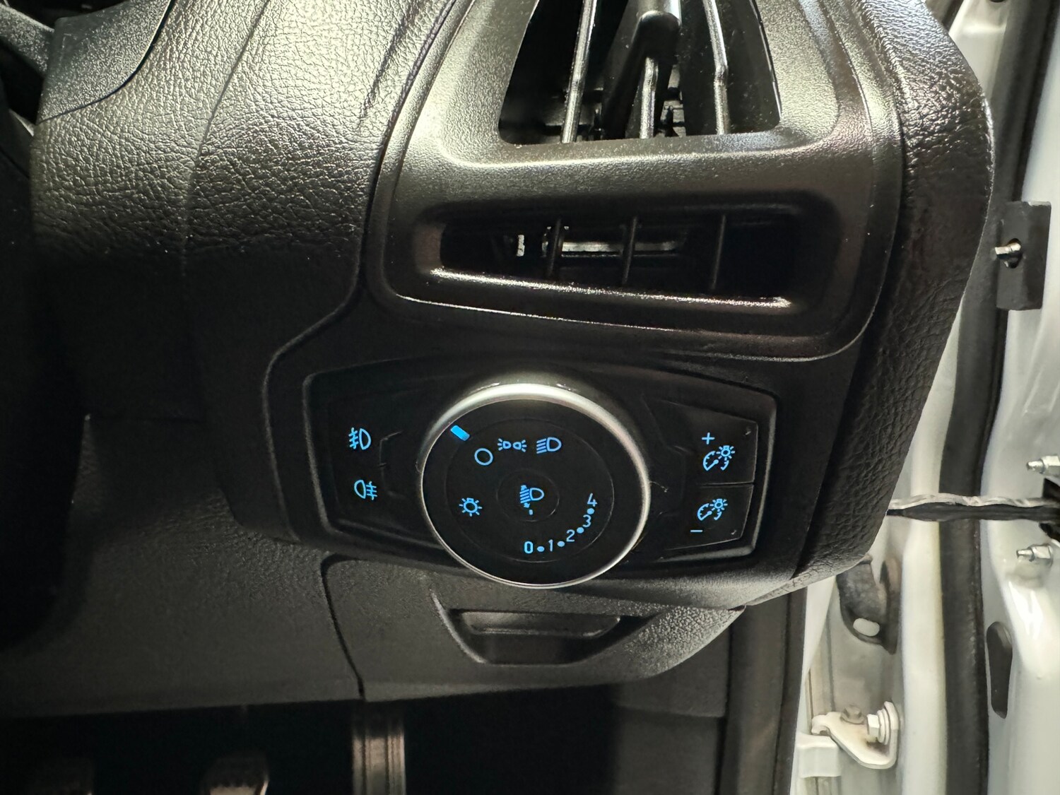 Used Ford Focus 2015 for sale - 78035793: Photo 60