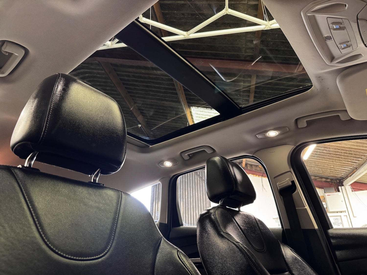 Used Ford Kuga 2013 for sale - 78089404: Photo 2