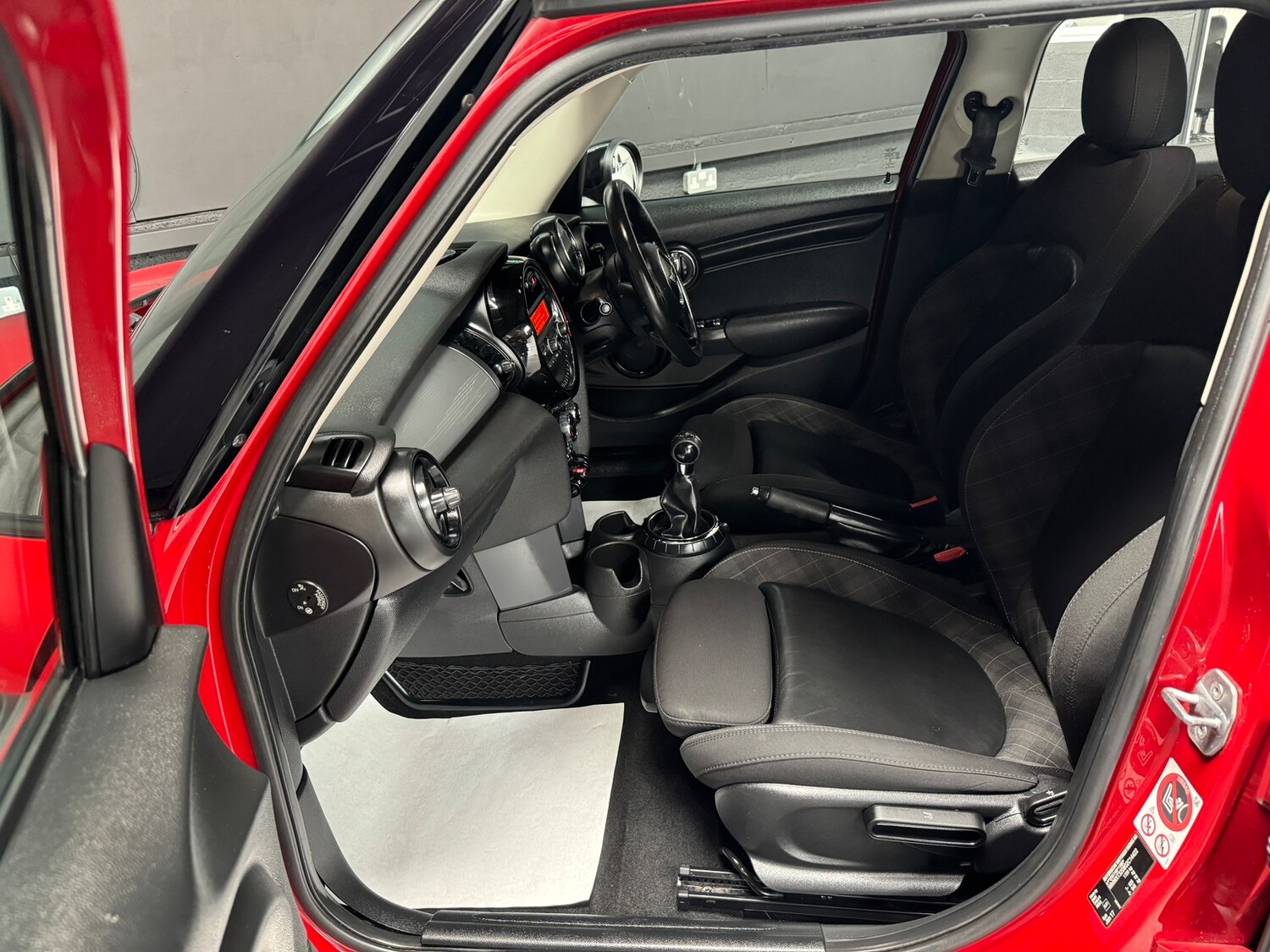 Used MINI Hatch 2017 for sale - 78035822: Photo 81