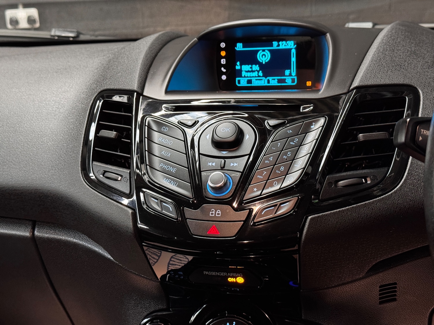 Used Ford Fiesta 2014 for sale - 78035806: Photo 28