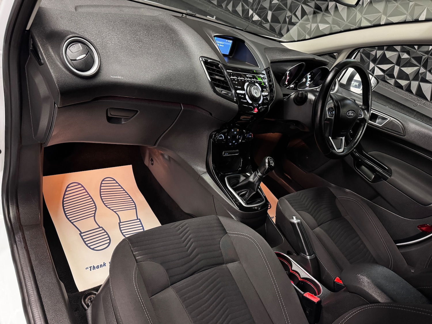 Used Ford Fiesta 2014 for sale - 78118135: Photo 3