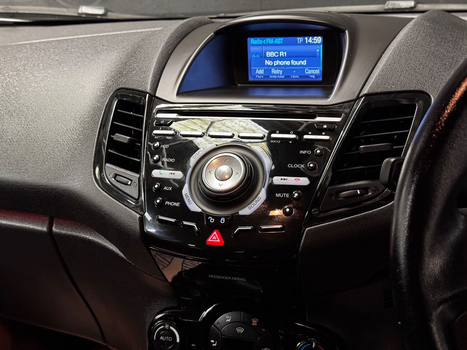 Used Ford Fiesta 2014 for sale - 78118135: Photo 45