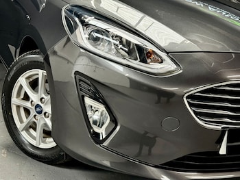 Used Ford Fiesta 2017 for sale - 78785593: Photo