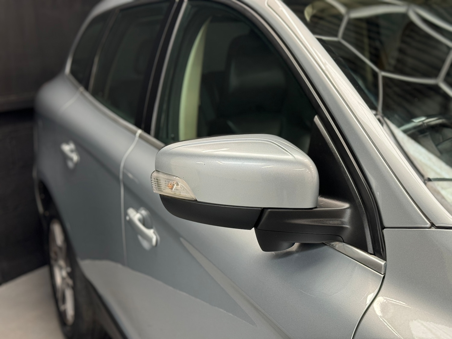 Used Volvo XC60 2010 for sale - 78035833: Photo 24