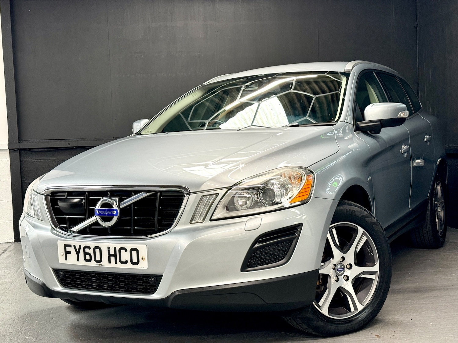 Used Volvo XC60 2010 for sale - 78035833: Photo 30