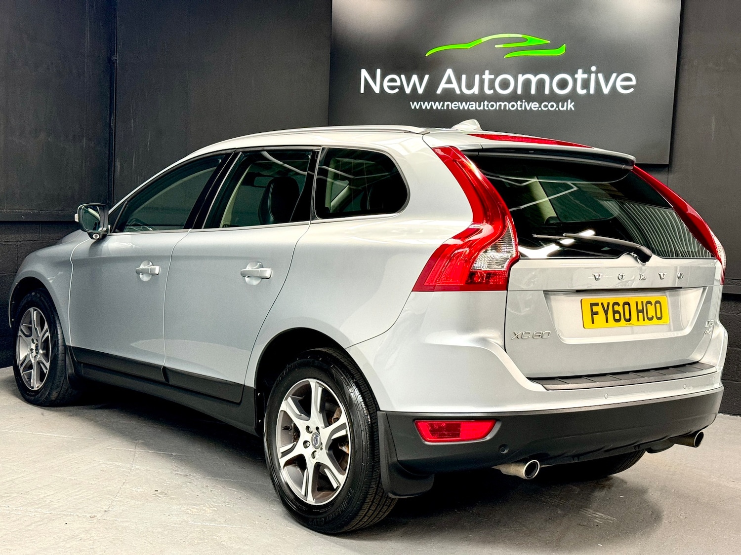 Used Volvo XC60 2010 for sale - 78035833: Photo 39