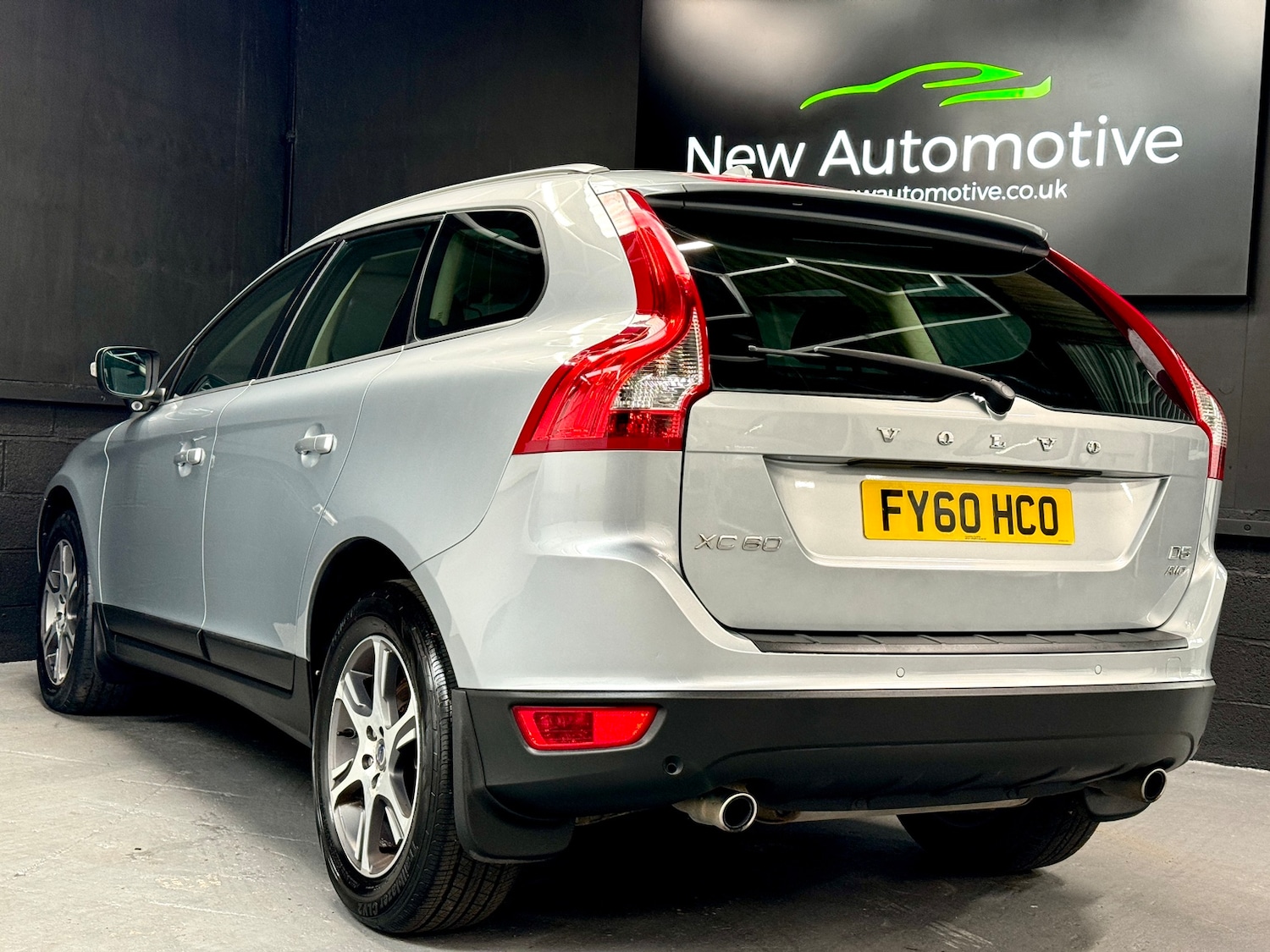 Used Volvo XC60 2010 for sale - 78035833: Photo 44