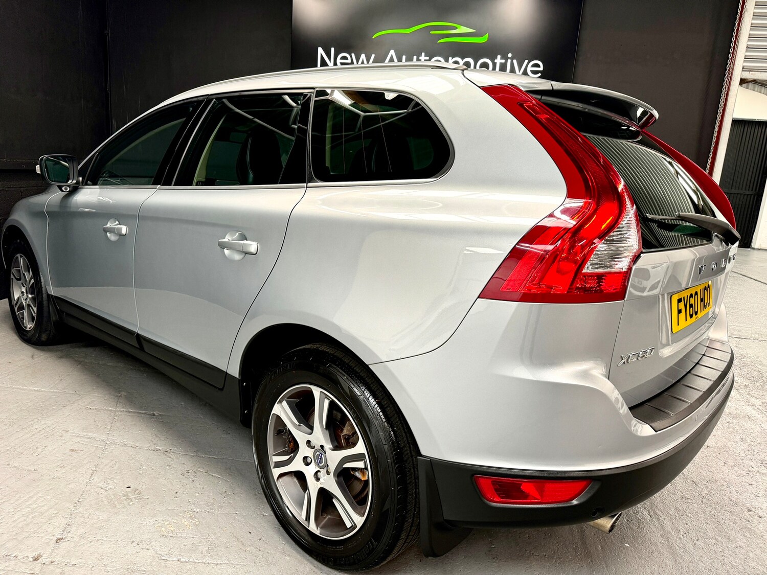 Used Volvo XC60 2010 for sale - 78035833: Photo 46