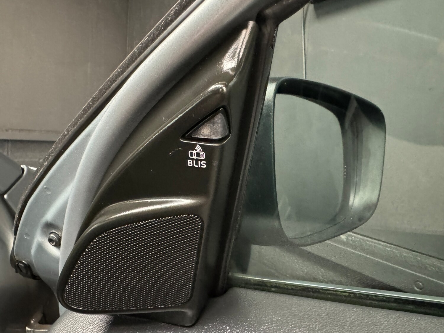 Used Volvo XC60 2010 for sale - 78035833: Photo 63